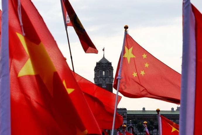 小猫钓鱼游戏龙王版有船